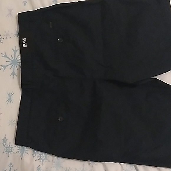 Hugo boss shorts - Picture 2 of 3